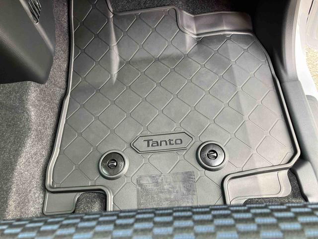 タントカスタムＲＳリミテッドターボ　１５インチアルミ　バックカメラ　両側パワスラ　シートヒーター　電動駐車ブレーキ　ＬＥＤライト＆フォグ　上下２段調節式デッキボード　コーナーセンサー　衝突被害軽減ブレーキ　ＥＴＣ　クルコン（千葉県）の中古車