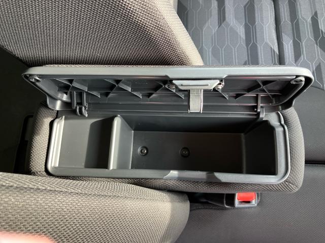 タントファンクロスターボリミテッドルーフレール 15インチアルミ バックカメラ 両側パワスラ シートヒーター 電動駐車ブレーキ LEDライト&フォグ 上下調節式デッキボード コーナーセンサー 衝突被害軽減ブレーキ ETC クルコン(千葉県)の中古車