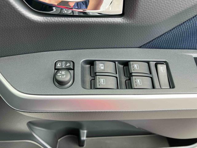 トールカスタムG9型DPオーディオ/BT/TV/Bカメラ/ステアリングスイッチ LEDヘッド&フォグランプ 自動追従クルコン 14インチアルミ 両側パワスラ 電動駐車ブレーキ コーナーセンサー 衝突被害軽減ブレーキ(千葉県)の中古車