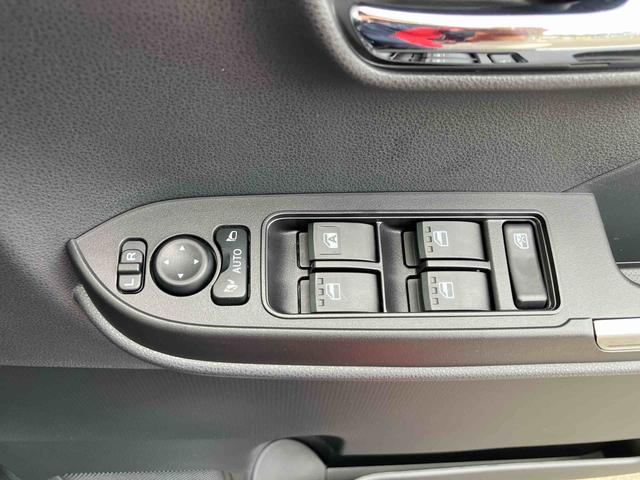 タントカスタムＸリミテッドバックカメラ　両側パワスラ　シートヒーター　電動駐車ブレーキ　ＬＥＤヘッドライト　オートライト　オートエアコン　上下２段調節式デッキボード　コーナーセンサー　衝突被害軽減ブレーキ　ＥＴＣ　クルコン（千葉県）の中古車