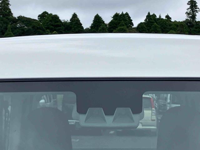 ハイゼットカーゴデラックス衝突被害軽減ブレーキ コーナーセンサー オートライト プライバシーガラス フロントパワーウィンドウ オーバーヘッドシェルフ スピーカー一体型AM・FMラジオ キーレスエントリー アイドリングストップ(千葉県)の中古車