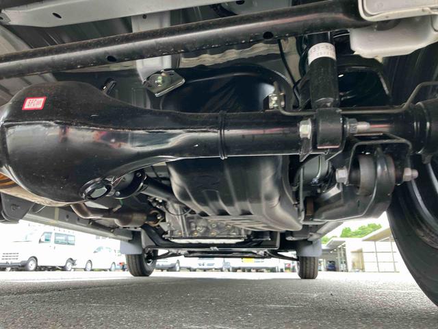 ハイゼットカーゴデラックス衝突被害軽減ブレーキ コーナーセンサー オートライト プライバシーガラス フロントパワーウィンドウ オーバーヘッドシェルフ スピーカー一体型AM・FMラジオ キーレスエントリー アイドリングストップ(千葉県)の中古車