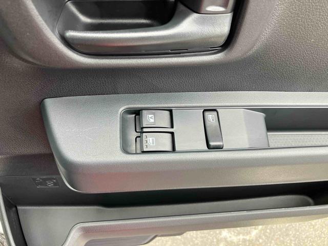 ハイゼットカーゴデラックス衝突被害軽減ブレーキ コーナーセンサー オートライト プライバシーガラス フロントパワーウィンドウ オーバーヘッドシェルフ スピーカー一体型AM・FMラジオ キーレスエントリー アイドリングストップ(千葉県)の中古車