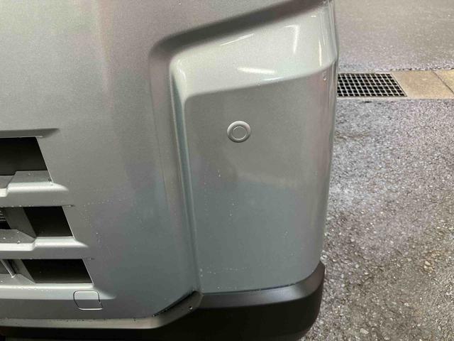 ハイゼットカーゴデラックス衝突被害軽減ブレーキ　コーナーセンサー　オートライト　プライバシーガラス　フロントパワーウィンドウ　オーバーヘッドシェルフ　スピーカー一体型ＡＭ・ＦＭラジオ　キーレスエントリー　アイドリングストップ（千葉県）の中古車
