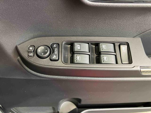 タントカスタムＸリミテッドＥＴＣ　クルコン　バックカメラ　両側パワスラ　シートヒーター　電動駐車ブレーキ　ＬＥＤヘッドライト　オートライト　オートエアコン　上下２段調節式デッキボード　コーナーセンサー　衝突被害軽減ブレーキ（千葉県）の中古車
