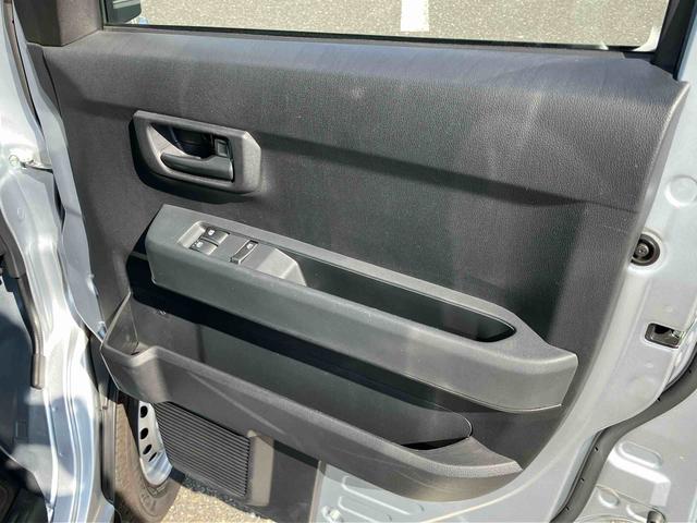 ハイゼットカーゴデラックス衝突被害軽減ブレーキ コーナーセンサー オートライト プライバシーガラス フロントパワーウィンドウ オーバーヘッドシェルフ スピーカー一体型AM・FMラジオ キーレスエントリー アイドリングストップ(千葉県)の中古車