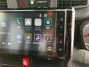 ９型ＤＰオーディオ／ＢＴ／ＴＶ／Ｂカメラ／ステアリングスイッチ　ＬＥＤヘッド＆フォグランプ　自動追従クルコン　１５インチアルミ　両側パワスラ　電動駐車ブレーキ　コーナーセンサー　衝突被害軽減ブレーキ（千葉県）の中古車