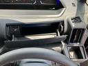 ターボエンジン　１５インチアルミ　バックカメラ　両側パワスラ　シートヒーター　電動駐車ブレーキ　ＬＥＤライト＆フォグ　上下２段調節式デッキボード　コーナーセンサー　衝突被害軽減ブレーキ（千葉県）の中古車