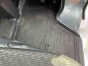 衝突被害軽減ブレーキ　コーナーセンサー　オートライト　プライバシーガラス　フロントパワーウィンドウ　オーバーヘッドシェルフ　スピーカー一体型ＡＭ・ＦＭラジオ　キーレスエントリー　アイドリングストップ（千葉県）の中古車