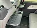 バックカメラ　両側パワスラ　シートヒーター　電動駐車ブレーキ　ＬＥＤヘッドライト　オートライト　オートエアコン　上下２段調節式デッキボード　コーナーセンサー　衝突被害軽減ブレーキ（千葉県）の中古車