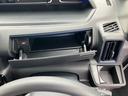ターボエンジン　１５インチアルミ　バックカメラ　両側パワスラ　シートヒーター　電動駐車ブレーキ　ＬＥＤライト＆フォグ　上下２段調節式デッキボード　コーナーセンサー　衝突被害軽減ブレーキ（千葉県）の中古車