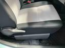 ＬＥＤヘッドライト　電動格納ドアミラー　プライバシーガラス　リヤシートヘッドレスト　オートライト　キーレスエントリー　セキュリティアラーム　横滑り防止装置　コーナーセンサー　衝突被害軽減ブレーキ（千葉県）の中古車