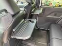 ターボエンジン　１５インチアルミ　Ｂカメラ　両側パワスラ　シートヒーター　電動駐車ブレーキ　ＬＥＤヘッド／フォグ　上下２段調節式デッキボード　コーナーセンサー　衝突被害軽減ブレーキ　ＥＴＣ　クルコン（千葉県）の中古車