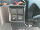 ターボエンジン　１５インチＡＷ　バックカメラ　両側パワスラ　シートヒーター　電動駐車ブレーキ　ＬＥＤヘッド／フォグ　上下２段調節式デッキボード　コーナーセンサー　衝突被害軽減ブレーキ　ＥＴＣ　クルコン（千葉県）の中古車