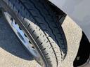 衝突被害軽減ブレーキ　コーナーセンサー　オートライト　プライバシーガラス　フロントパワーウィンドウ　オーバーヘッドシェルフ　スピーカー一体型ＡＭ・ＦＭラジオ　キーレスエントリー　アイドリングストップ（千葉県）の中古車