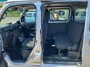 衝突被害軽減ブレーキ　コーナーセンサー　オートライト　プライバシーガラス　フロントパワーウィンドウ　オーバーヘッドシェルフ　スピーカー一体型ＡＭ・ＦＭラジオ　キーレスエントリー　アイドリングストップ（千葉県）の中古車
