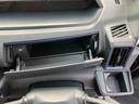 バックカメラ　両側パワスラ　シートヒーター　電動駐車ブレーキ　ＬＥＤヘッドライト　オートライト　オートエアコン　上下２段調節式デッキボード　コーナーセンサー　衝突被害軽減ブレーキ（千葉県）の中古車