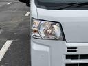 衝突被害軽減ブレーキ　コーナーセンサー　オートライト　プライバシーガラス　フロントパワーウィンドウ　オーバーヘッドシェルフ　スピーカー一体型ＡＭ・ＦＭラジオ　キーレスエントリー　アイドリングストップ（千葉県）の中古車