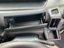 バックカメラ　両側パワスラ　シートヒーター　電動駐車ブレーキ　ＬＥＤヘッドライト　オートライト　オートエアコン　上下２段調節式デッキボード　コーナーセンサー　衝突被害軽減ブレーキ　ＥＴＣ（千葉県）の中古車