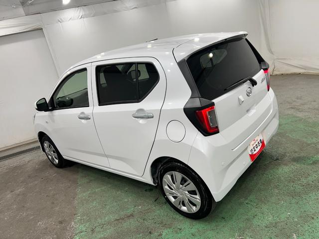 ミライースＸ　ＳＡIII　走行４４６９キロ／ＬＥＤヘッドライト一年保証・走行距離無制限　走行４４６９キロ　助手席エアバック　オートライト　オートマチックハイビーム　クリアランスソナー　アイドリングストップ（埼玉県）の中古車