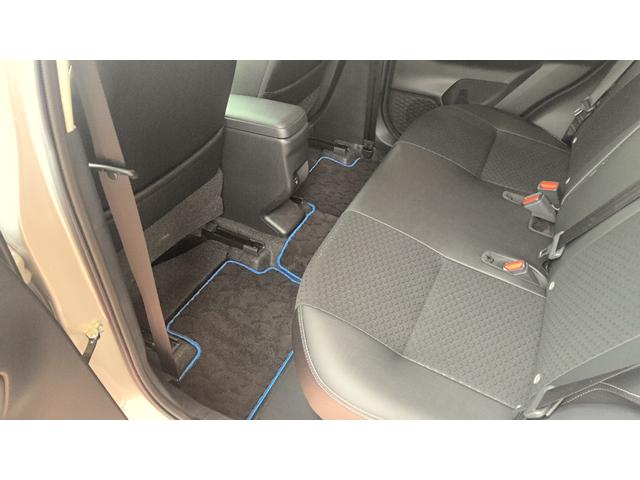 ロッキープレミアムG HEV(沖縄県)の中古車