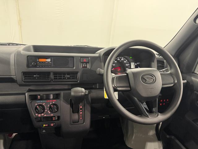 ハイゼットカーゴDX 走行6キロ/登録済未使用車/デジタルインナーミラー一年保証・走行距離無制限 助手席エアバック オートライト オートマチックハイビーム クリアランスソナー アイドリングストップ(埼玉県)の中古車