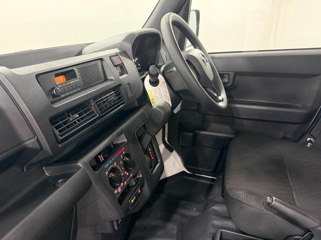 ハイゼットカーゴDX 走行6キロ/登録済未使用車/デジタルインナーミラー一年保証・走行距離無制限 助手席エアバック オートライト オートマチックハイビーム クリアランスソナー アイドリングストップ(埼玉県)の中古車