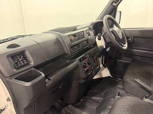 ハイゼットカーゴDX 走行6キロ/登録済未使用車/デジタルインナーミラー一年保証・走行距離無制限 助手席エアバック オートライト オートマチックハイビーム クリアランスソナー アイドリングストップ(埼玉県)の中古車