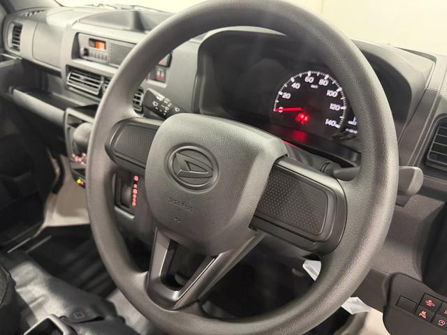 ハイゼットカーゴDX 走行6キロ/登録済未使用車/デジタルインナーミラー一年保証・走行距離無制限 助手席エアバック オートライト オートマチックハイビーム クリアランスソナー アイドリングストップ(埼玉県)の中古車