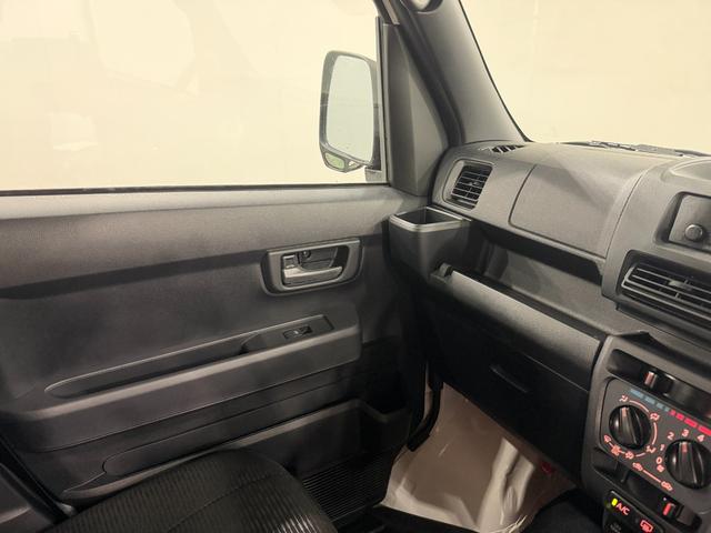 ハイゼットカーゴDX 走行6キロ/登録済未使用車/デジタルインナーミラー一年保証・走行距離無制限 助手席エアバック オートライト オートマチックハイビーム クリアランスソナー アイドリングストップ(埼玉県)の中古車