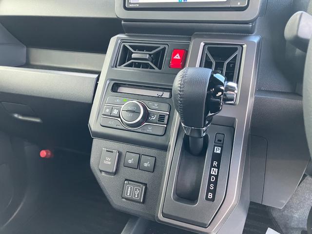 タフトGターボ クロムベンチャー 純正ナビ バックモニタースマートアシスト・15インチアルミ・D−CVTターボエンジン・LEDヘッドランプ・LEDフォグ・電動パーキング・運転席助手席シートヒーター・USBソケット(山梨県)の中古車