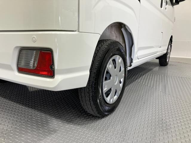 ハイゼットカーゴクルーズ　４ＷＤ　ＭＴスマートアシスト・コーナーセンサー・荷室長１，９１５ｍｍ・荷室幅１，４１０ｍｍ・荷室高１，２５０ｍｍ・ハロゲンヘッドランプ・マニュアルエアコン（山梨県）の中古車