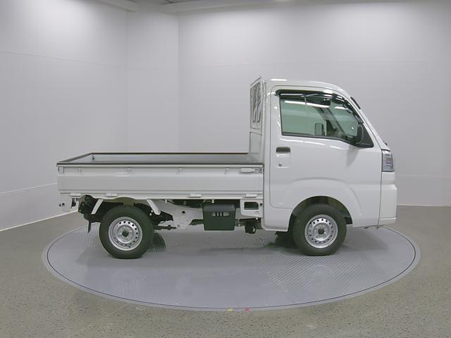 ハイゼットトラックスタンダード 農用スペシャル 4WD MTスマートアシスト・コーナーセンサー・スーパーデフロック・ハロゲンヘッドランプ・マニュアルエアコン・リア4枚リーフスプリング(山梨県)の中古車