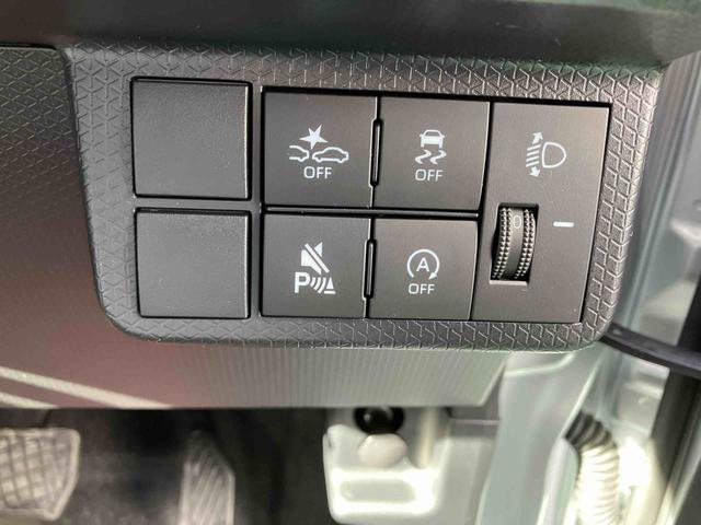 タントX(沖縄県)の中古車