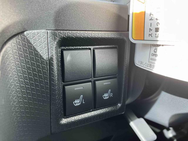 タントX(沖縄県)の中古車