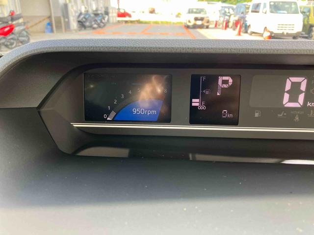 タントX(沖縄県)の中古車