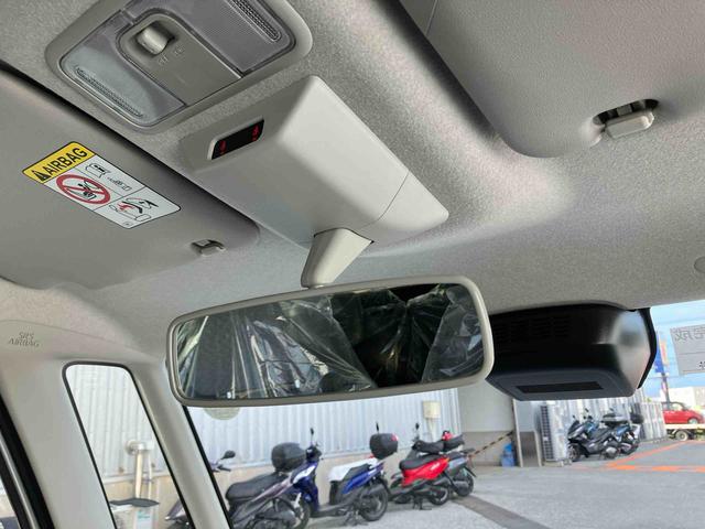 タントX(沖縄県)の中古車