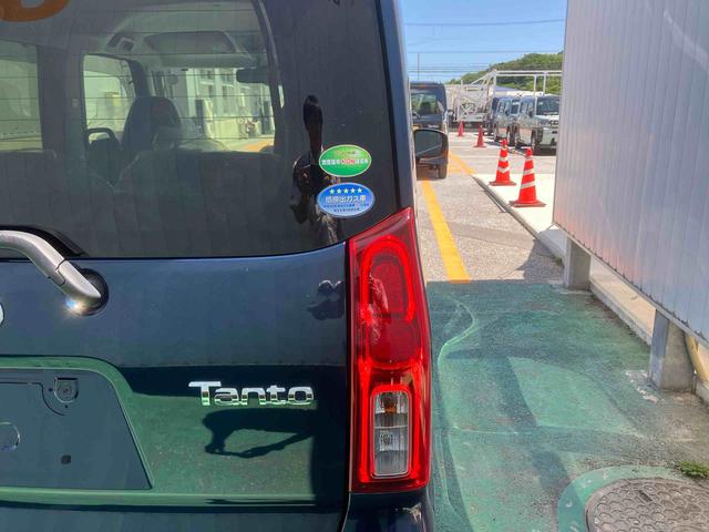 タントX(沖縄県)の中古車