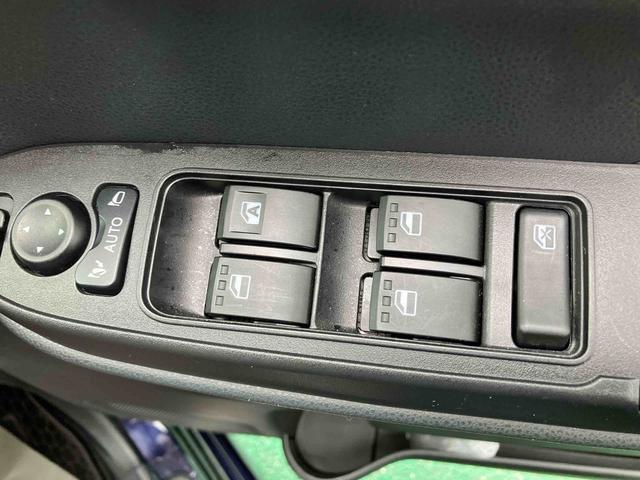 タントカスタムＸオートエアコン　９インチディスプレイオーディオ　パノラマモニター　ドライブレコーダー　衝突回避支援システム　コーナーセンサー　電動パーキングブレーキ　両側パワースライドドア（沖縄県）の中古車