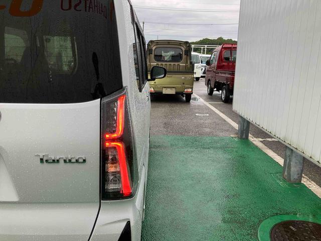 タントカスタムＸ（沖縄県）の中古車