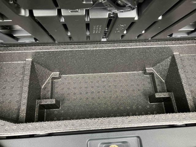 タントファンクロスターボ（沖縄県）の中古車