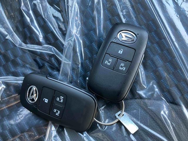 タントカスタムＸ（沖縄県）の中古車