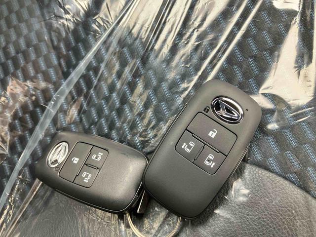タントカスタムＸ（沖縄県）の中古車