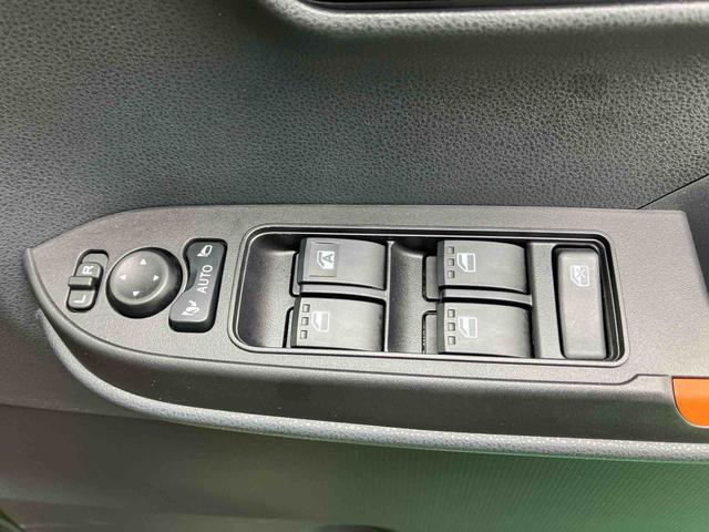 タントファンクロス（沖縄県）の中古車