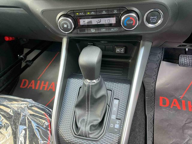 ロッキーＸ（沖縄県）の中古車