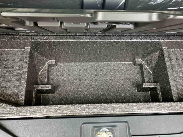 タントファンクロスターボ（沖縄県）の中古車