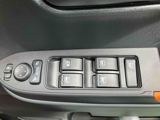 タントファンクロスターボ（沖縄県）の中古車