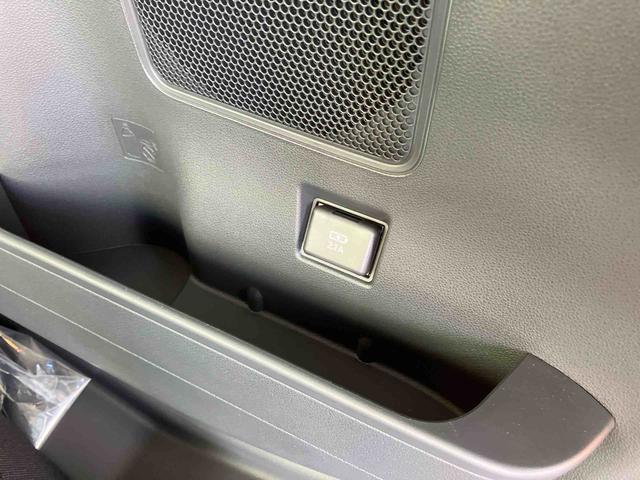 タントファンクロスターボ（沖縄県）の中古車