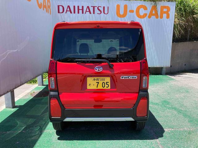 タントファンクロスターボ（沖縄県）の中古車