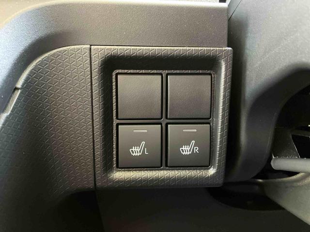 タントファンクロスターボ（沖縄県）の中古車